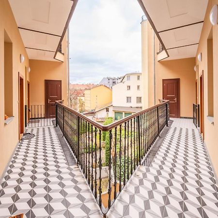 פראג Seifertova Apartments By Willstay מראה חיצוני תמונה