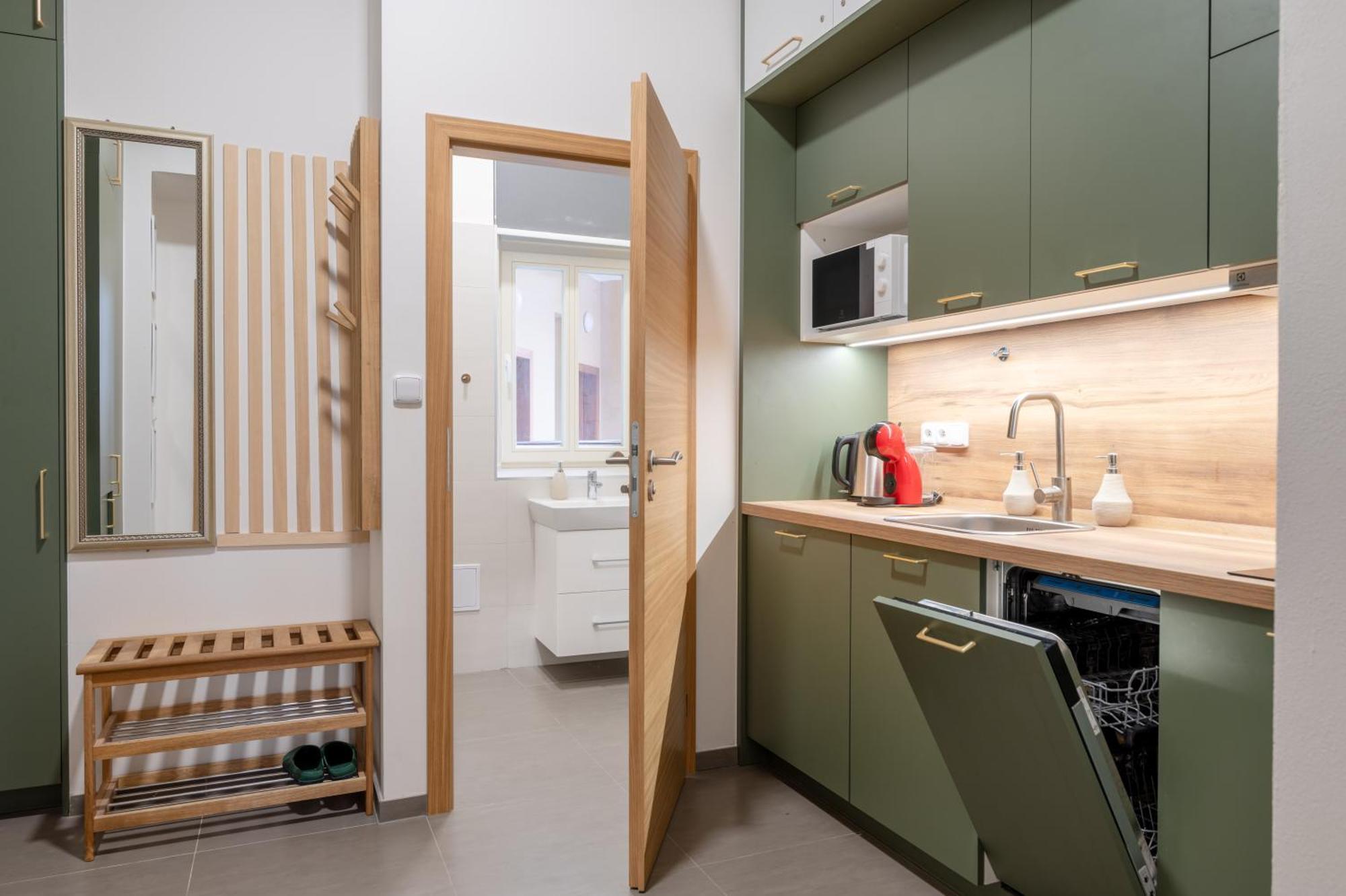 פראג Seifertova Apartments By Willstay מראה חיצוני תמונה