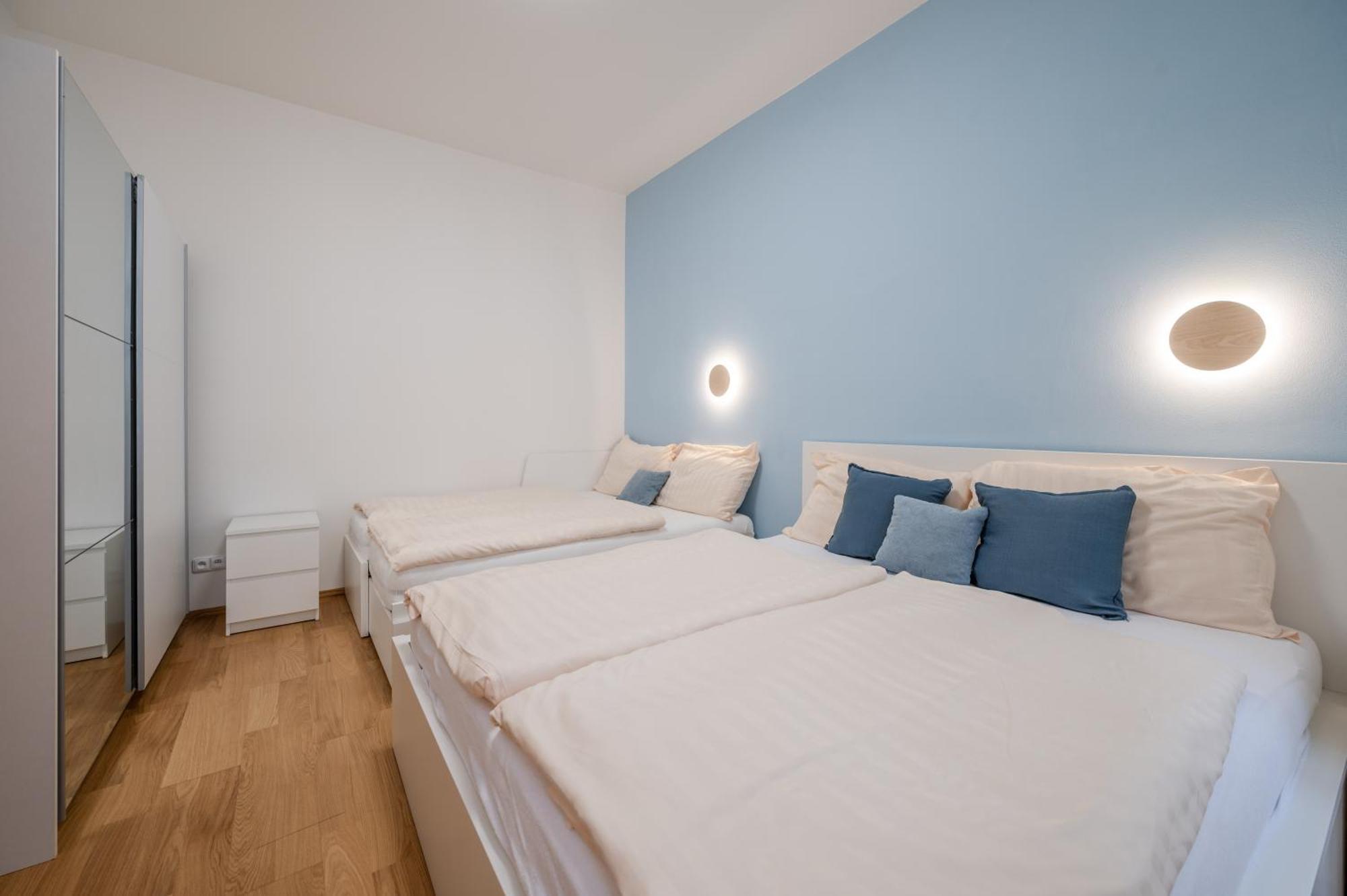 פראג Seifertova Apartments By Willstay מראה חיצוני תמונה