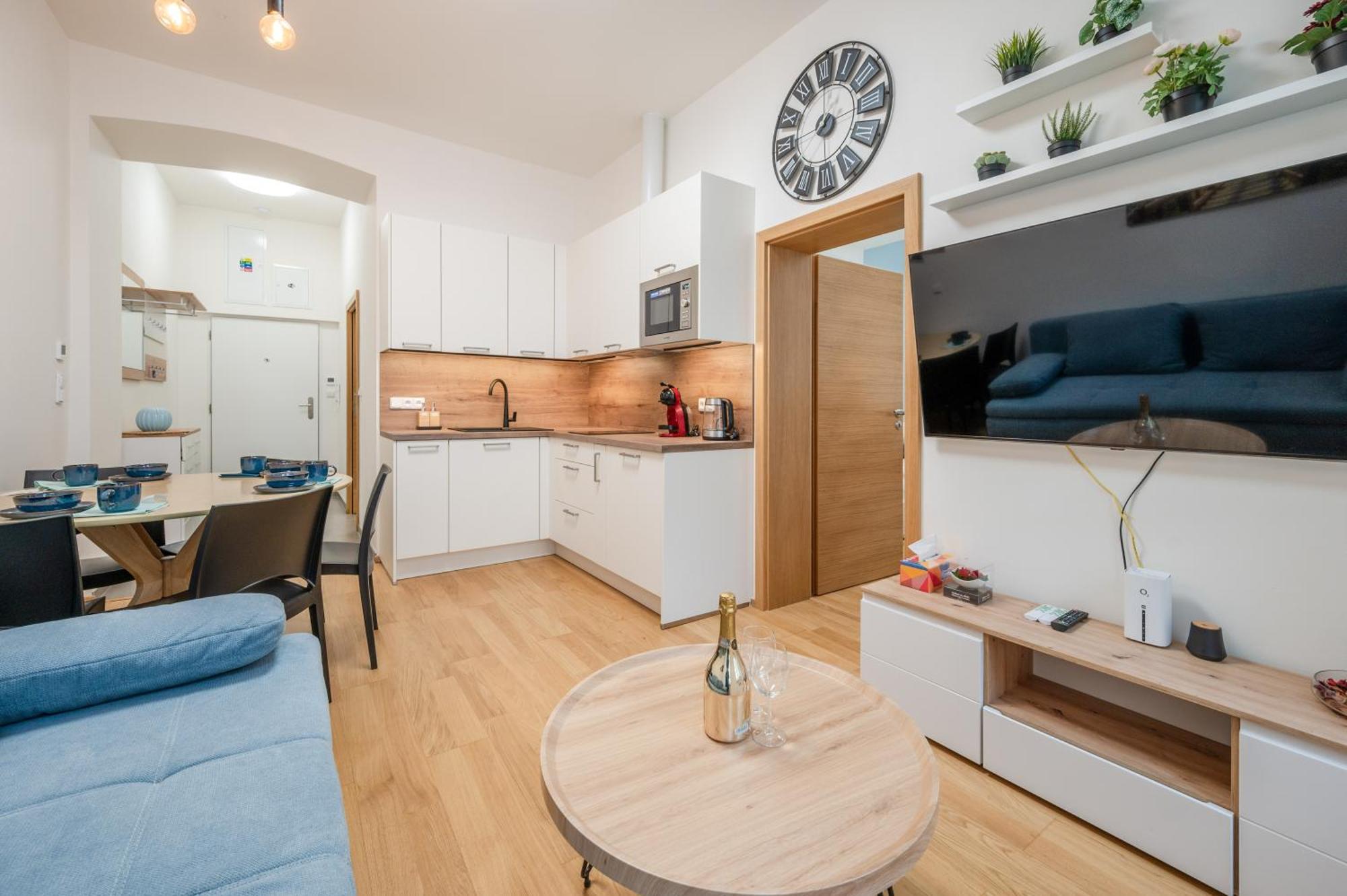 פראג Seifertova Apartments By Willstay מראה חיצוני תמונה