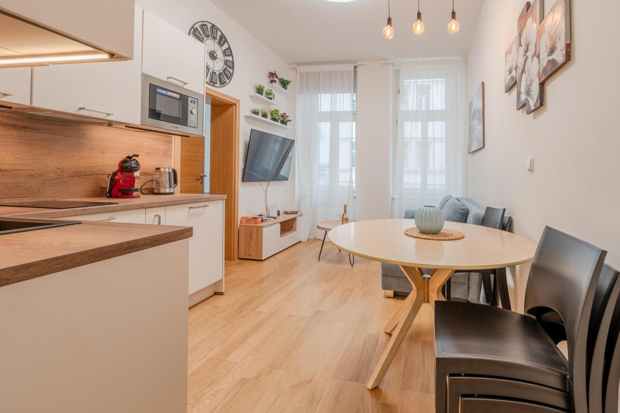 פראג Seifertova Apartments By Willstay מראה חיצוני תמונה